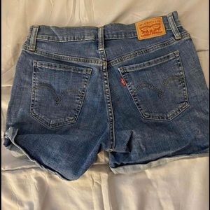 Womens levi jean shorts